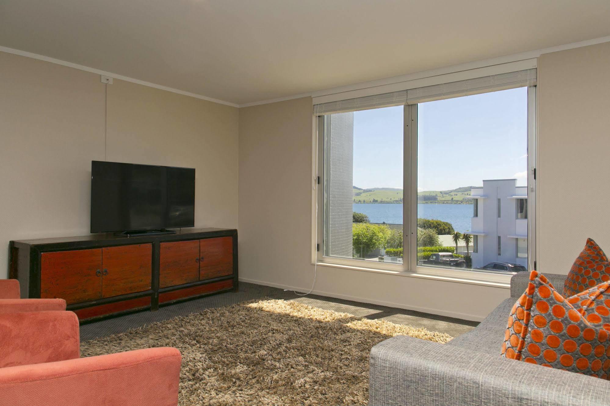 The Cove- On The Lake Lac Lac Taupo Extérieur photo
