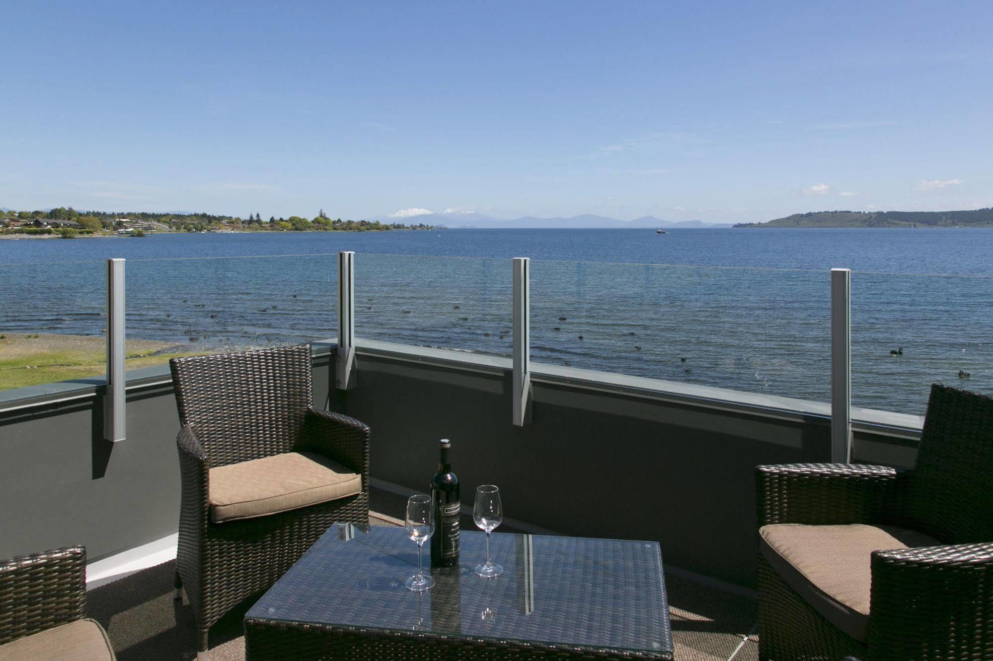 The Cove- On The Lake Lac Lac Taupo Extérieur photo
